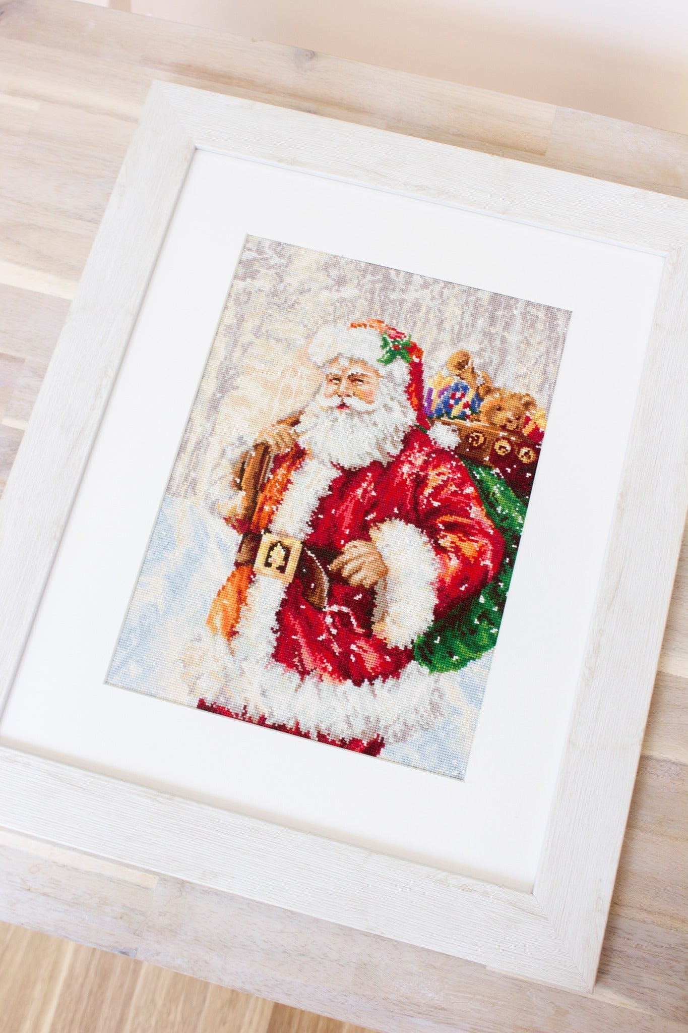 Cross Stitch Kit Luca-S - Santa Claus, B575