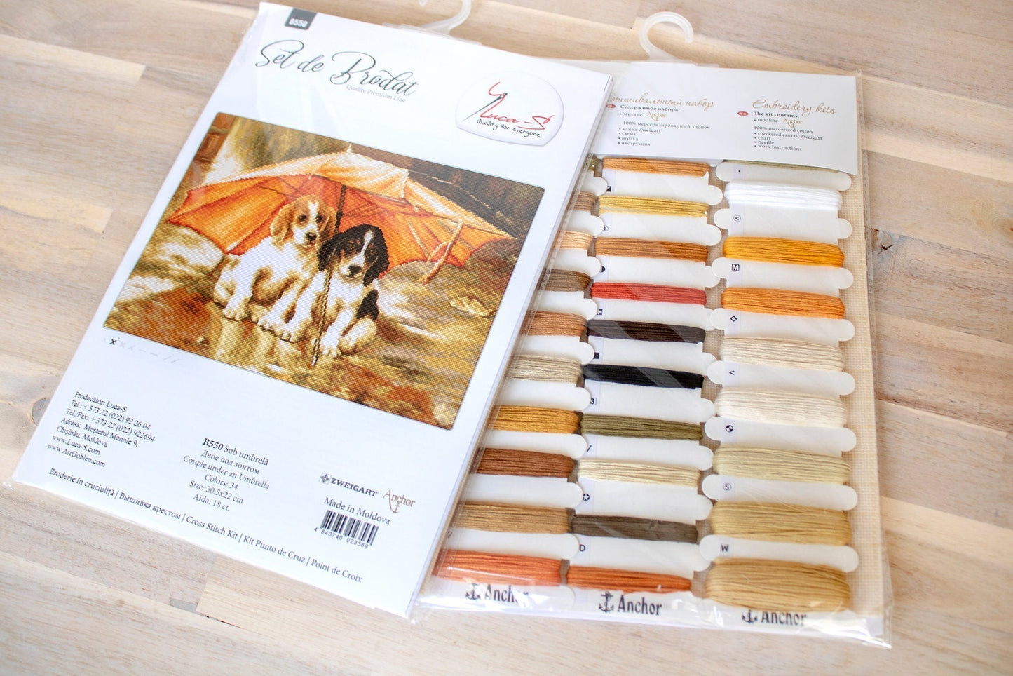 Cross Stitch Kit Luca-S - Couple Under an Umbrella, B550