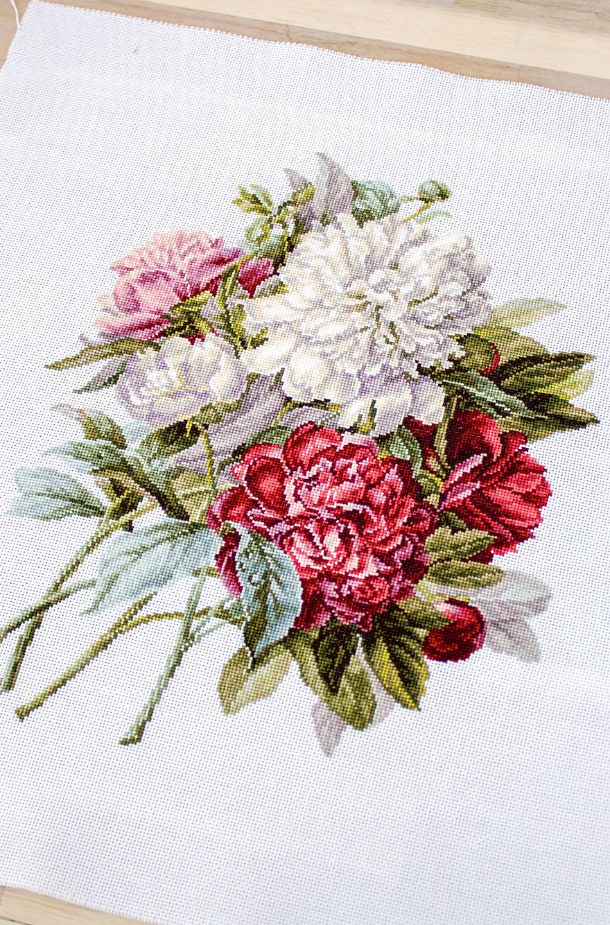 Cross Stitch Kit Luca-S - The Peonies, B2355