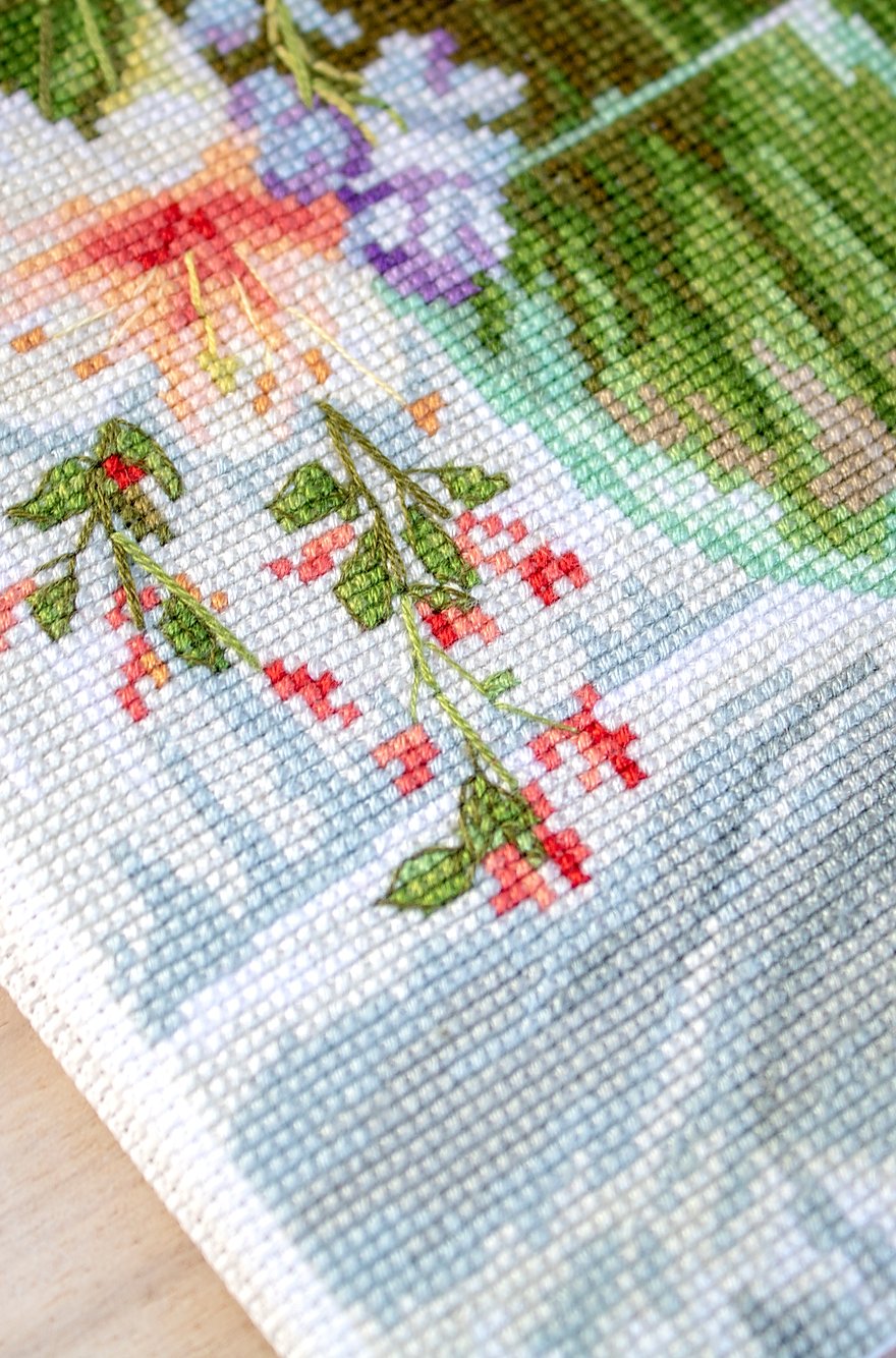Cross Stitch Kit Luca-S - Flowers by the Window, BU4015