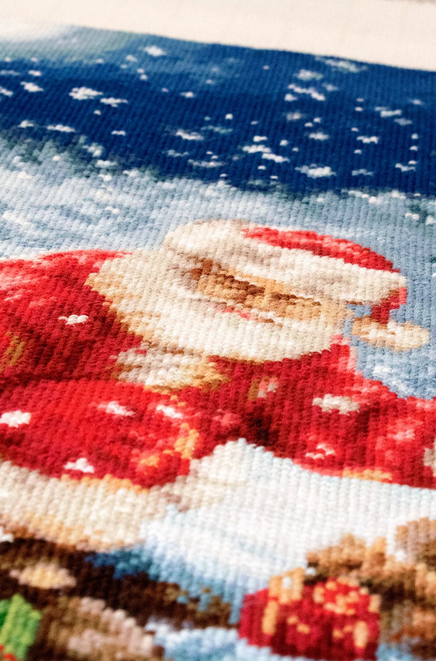 Cross Stitch Kit Luca-S - Santa Claus - Christmas Gifts, B577