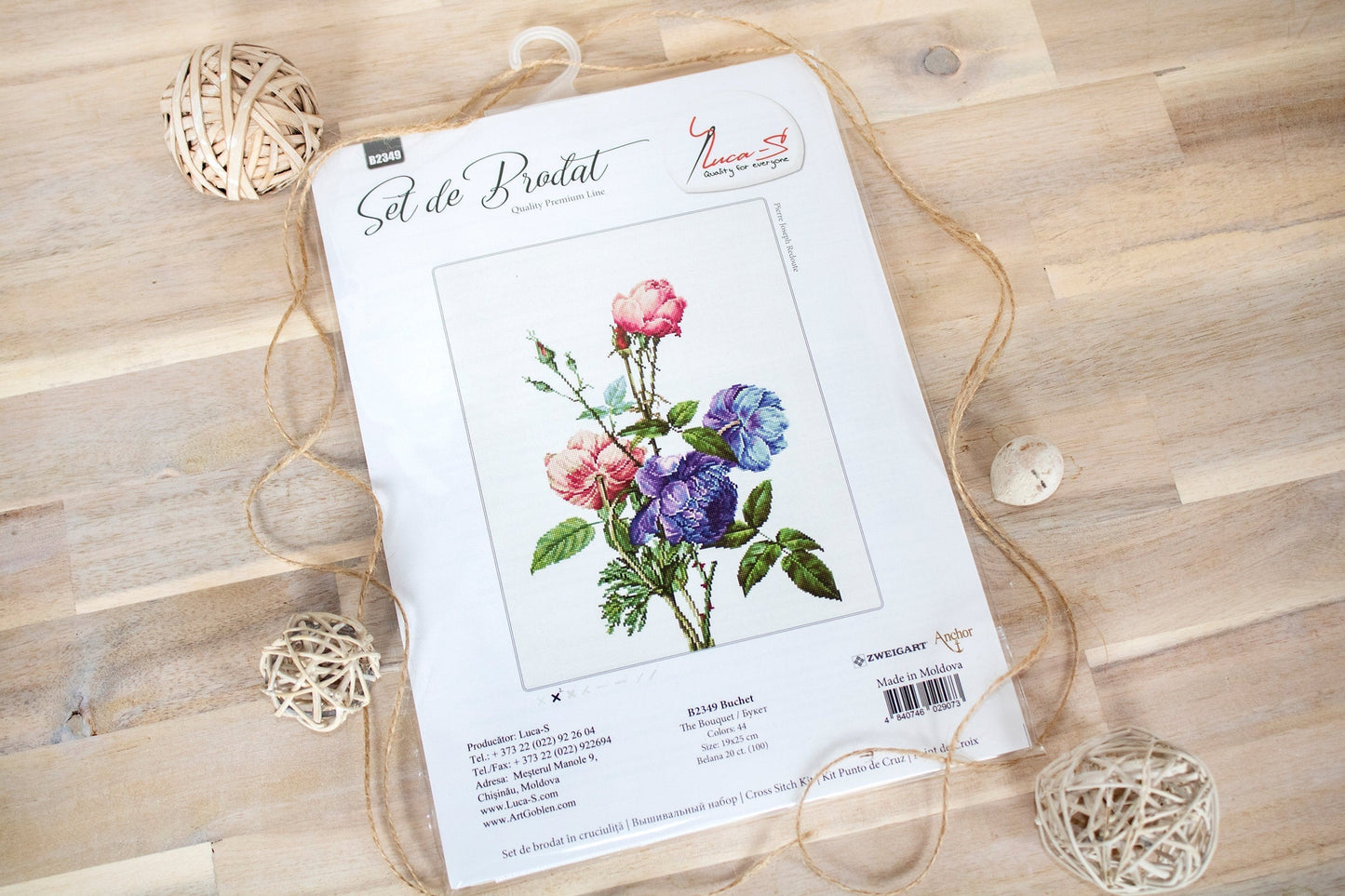 Cross Stitch Kit Luca-S - The Bouquet, B2349