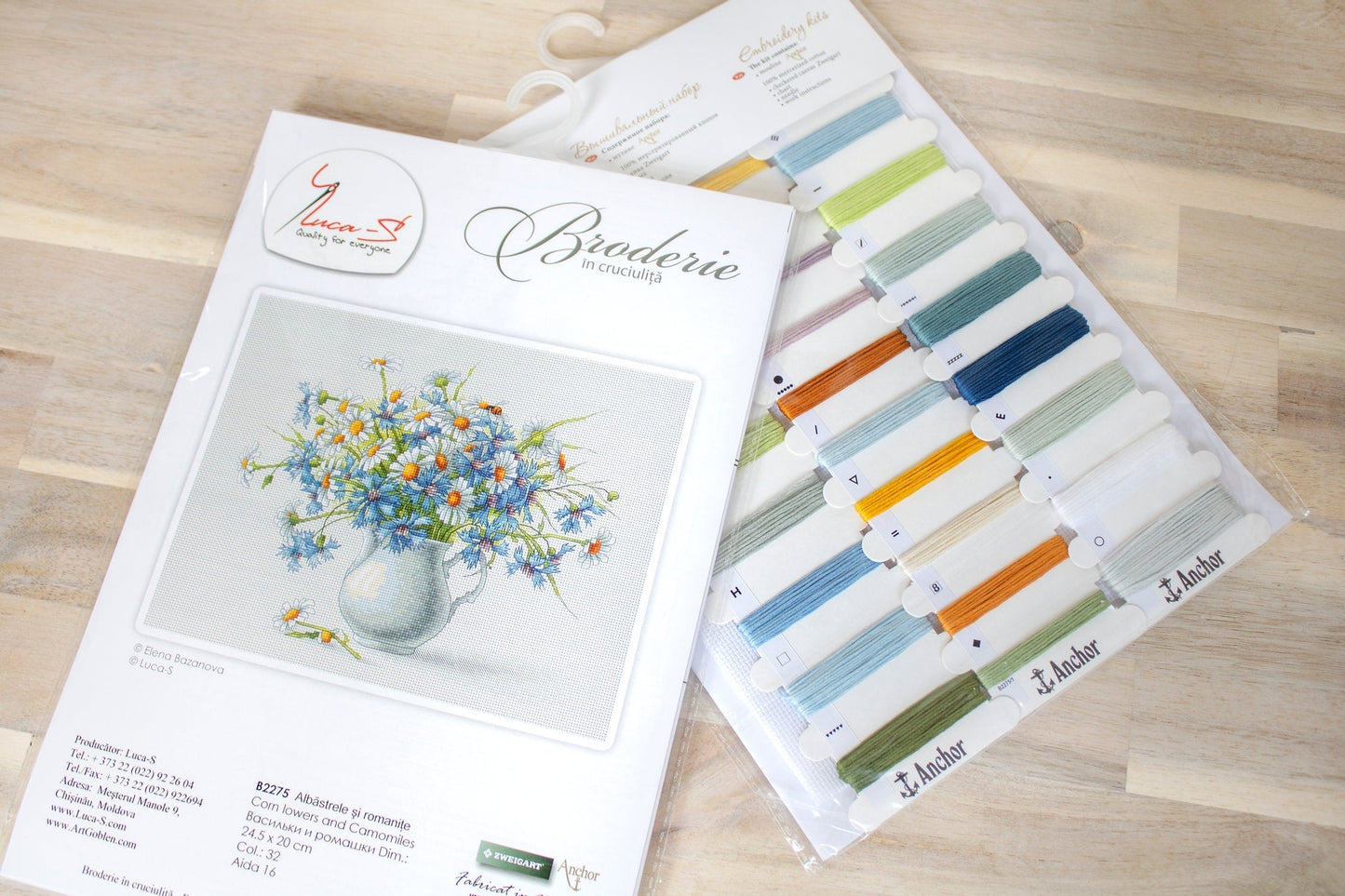 Cross Stitch Kit Luca-S - Cornflowers and Chamomile Vase, B2275