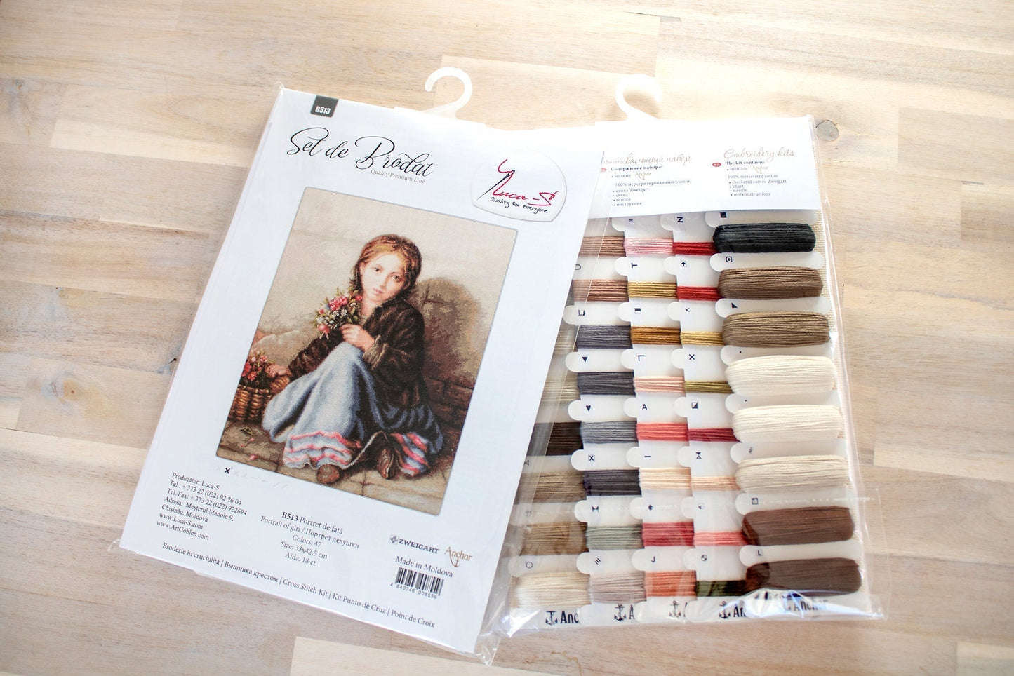 Cross Stitch Kit Luca-S - Girl Selling Flowers, B513