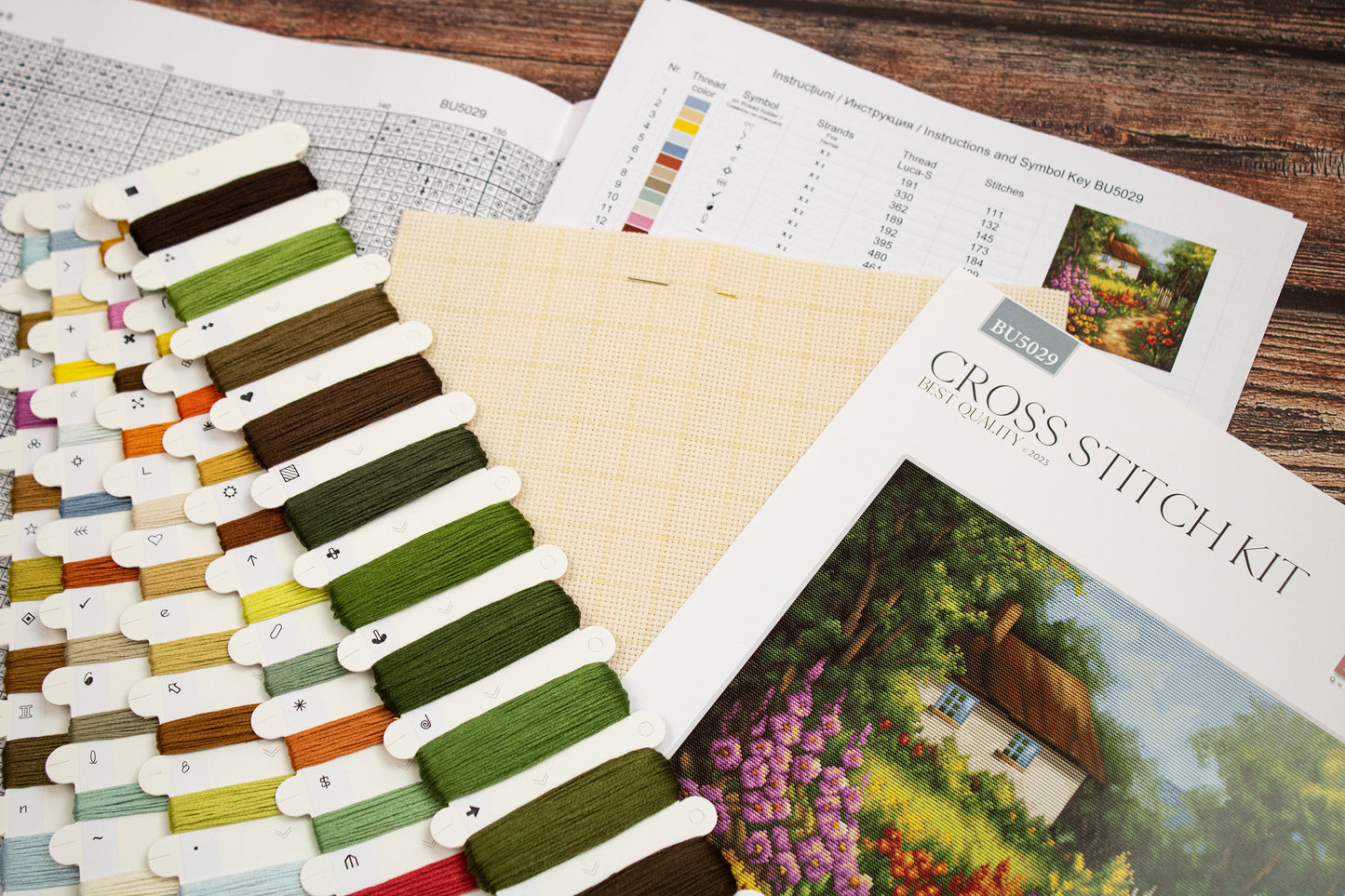 Cross Stitch Kit Luca-S - The Country House, BU5029