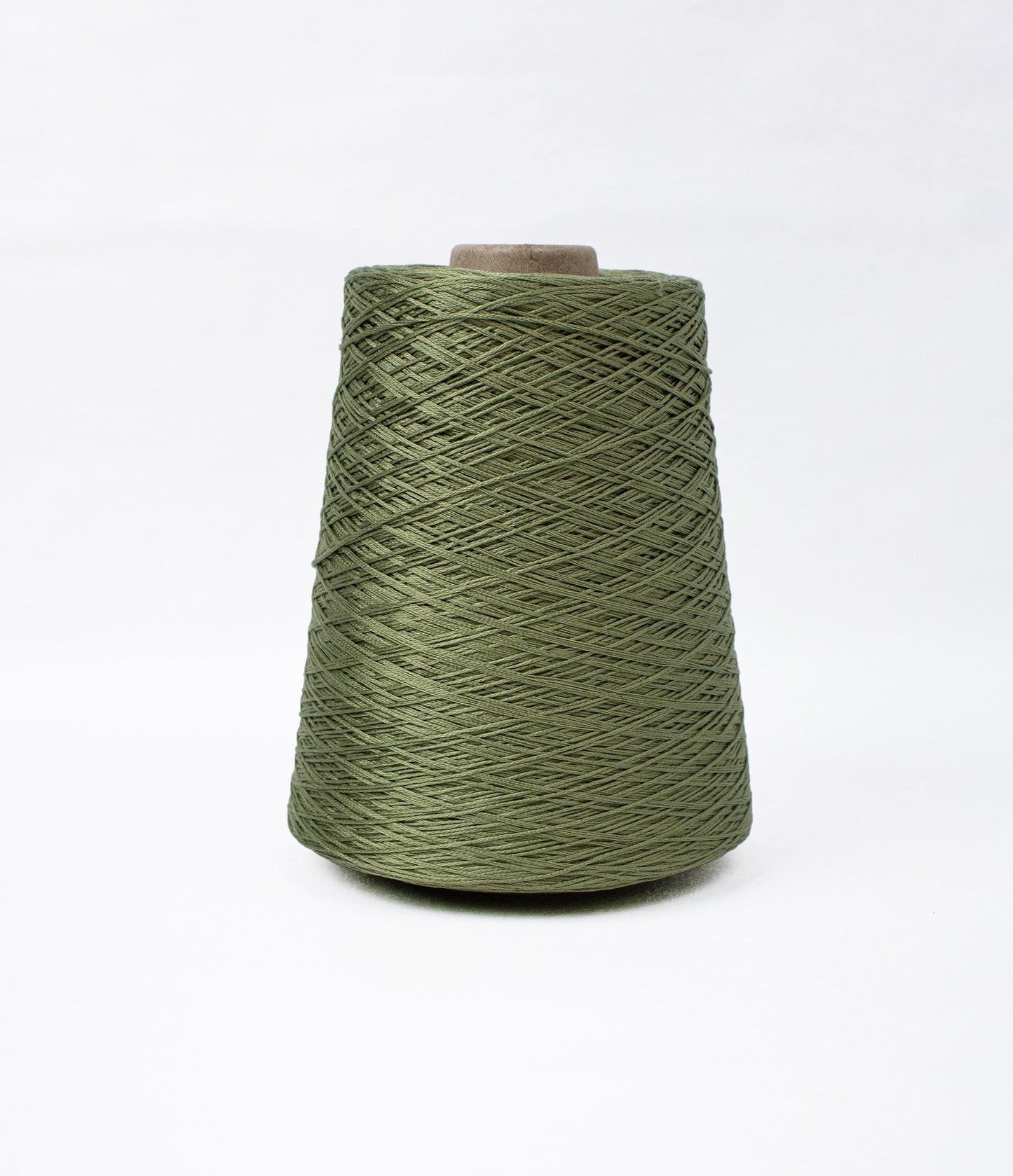 Luca-S Thread Cones - 304 / DMC 3052 / Anchor 860