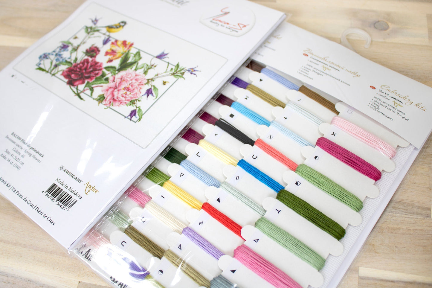 Cross Stitch Kit Luca-S - Spring Flowers BA2359