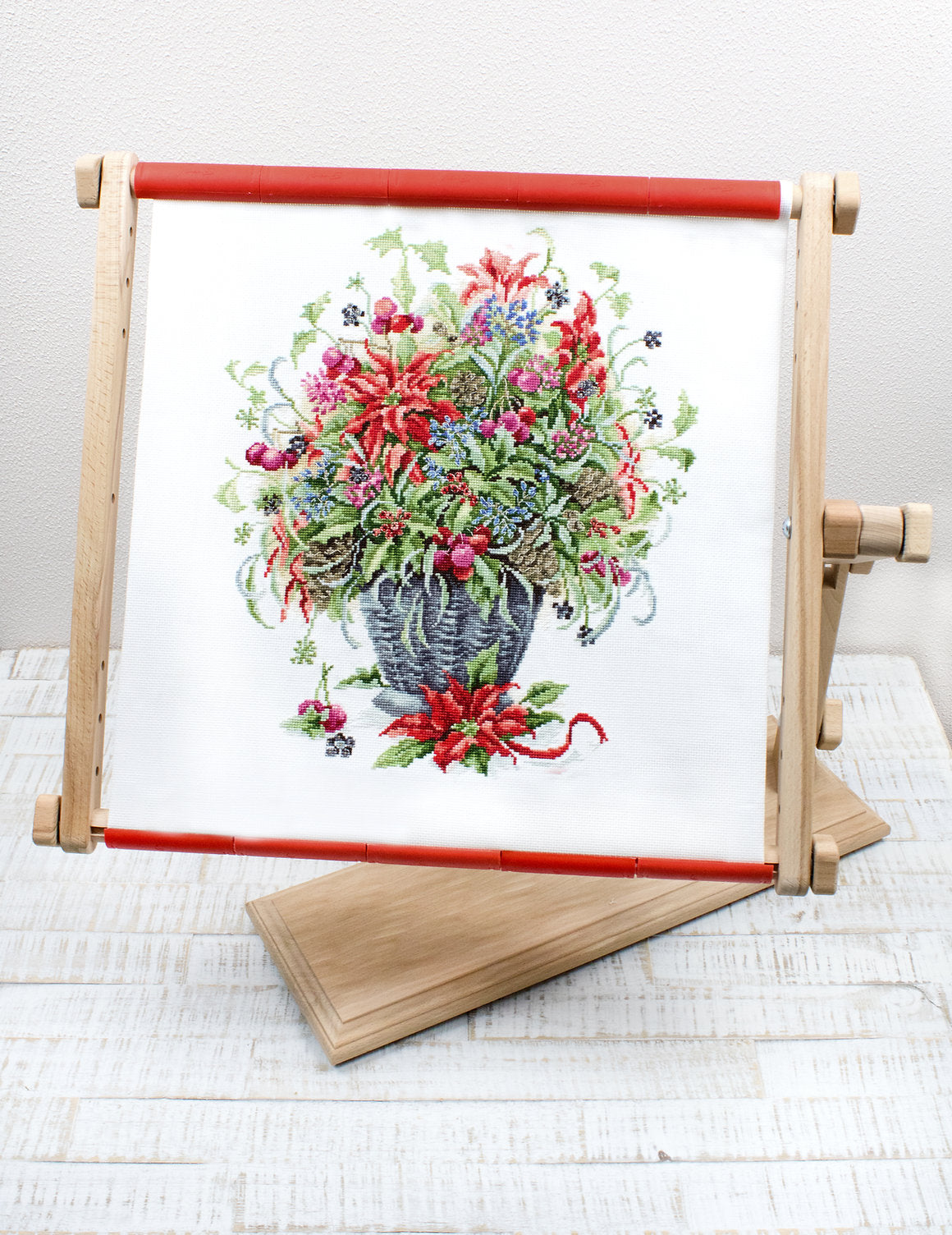 Cross Stitch Kit Luca-S Gold - December Bouquet - HobbyJobby