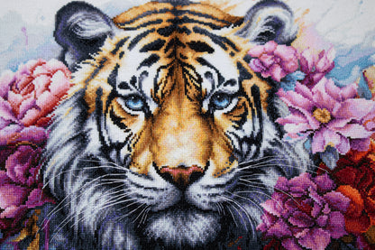 Cross Stitch Kit Luca-S - Wild Life Of Predator, BU5033