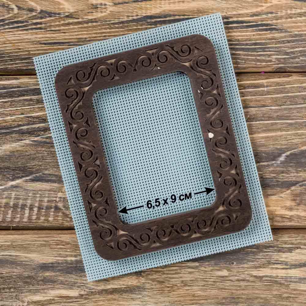 Magnetic Embroidery Hoop - Wooden Cross Stitch Hoop (6.5x9cm) Wonderland Crafts Hoops - HobbyJobby