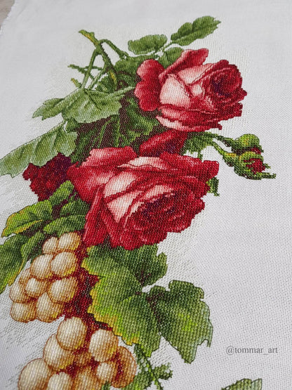 Cross Stitch Kit Luca-S - Red Roses and Grapes, B2229