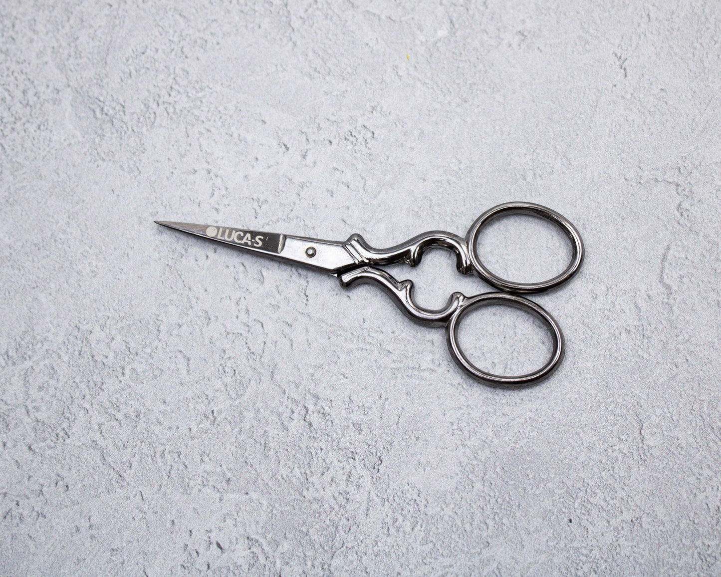 Luca-S Embroidery Scissors Arabesque 3 1/2 "