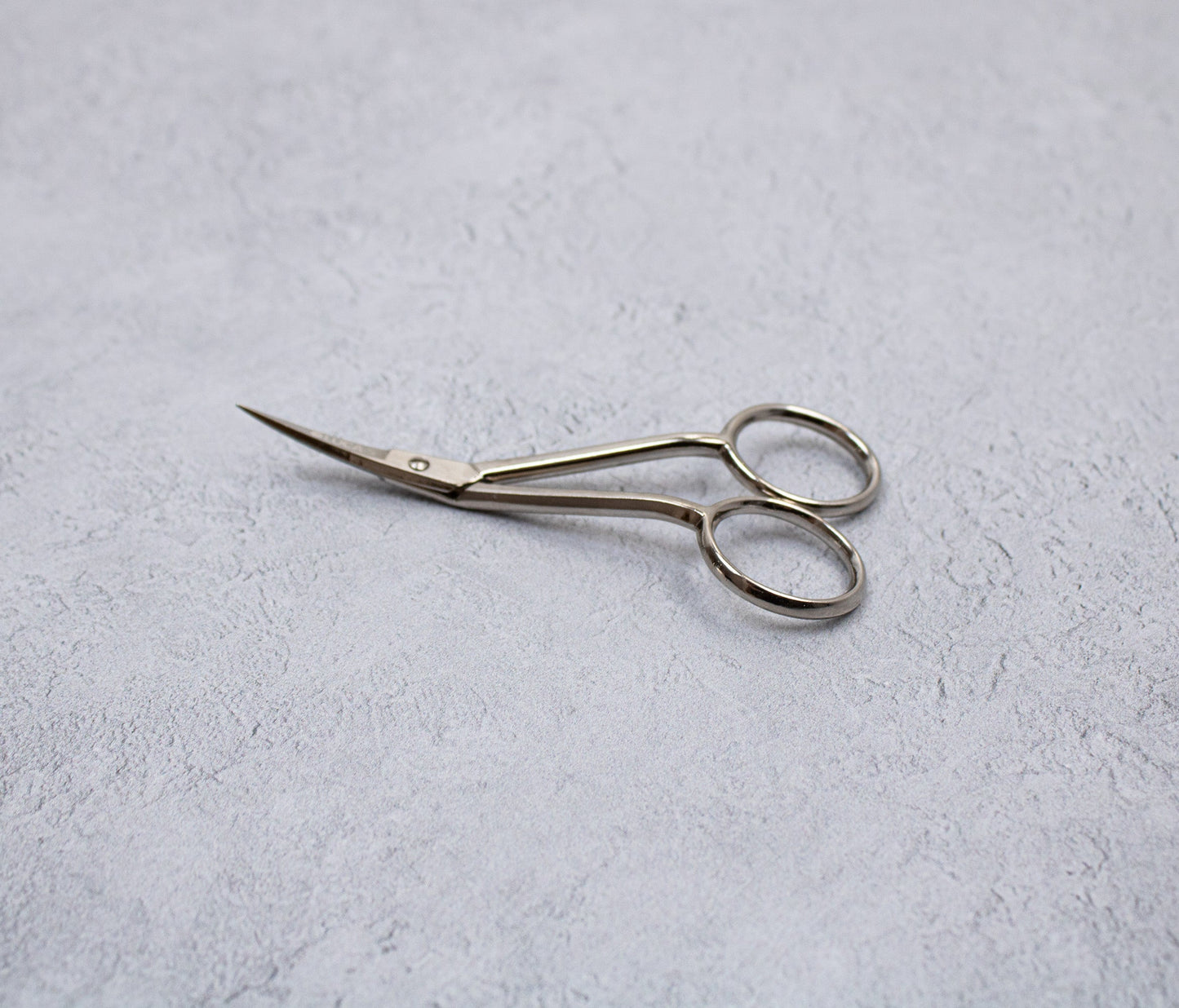 Luca-S Sewing Scissors Curved Handles And Blades 4 1/4 "