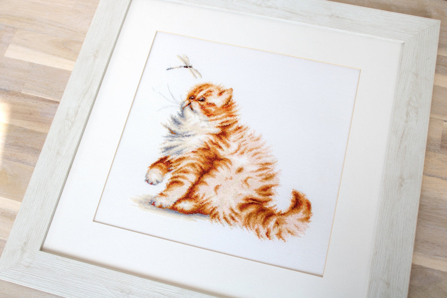 Cross Stitch Kit Luca-S - Kitten with a Dragonfly, B2270