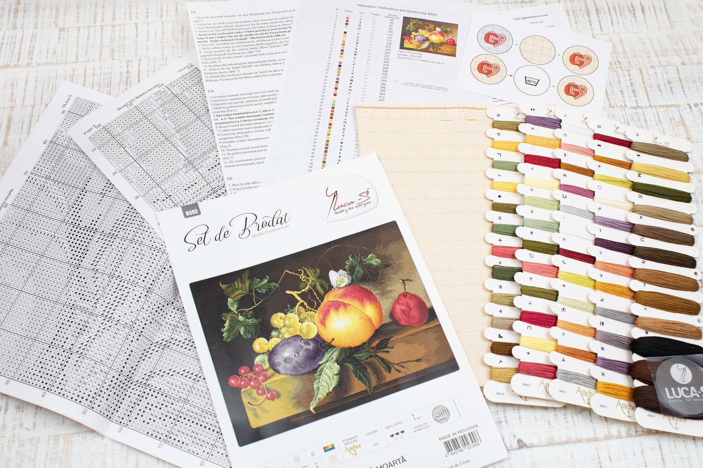 Cross Stitch Kit Luca-S - Still Life with Peach and Grapes, B593
