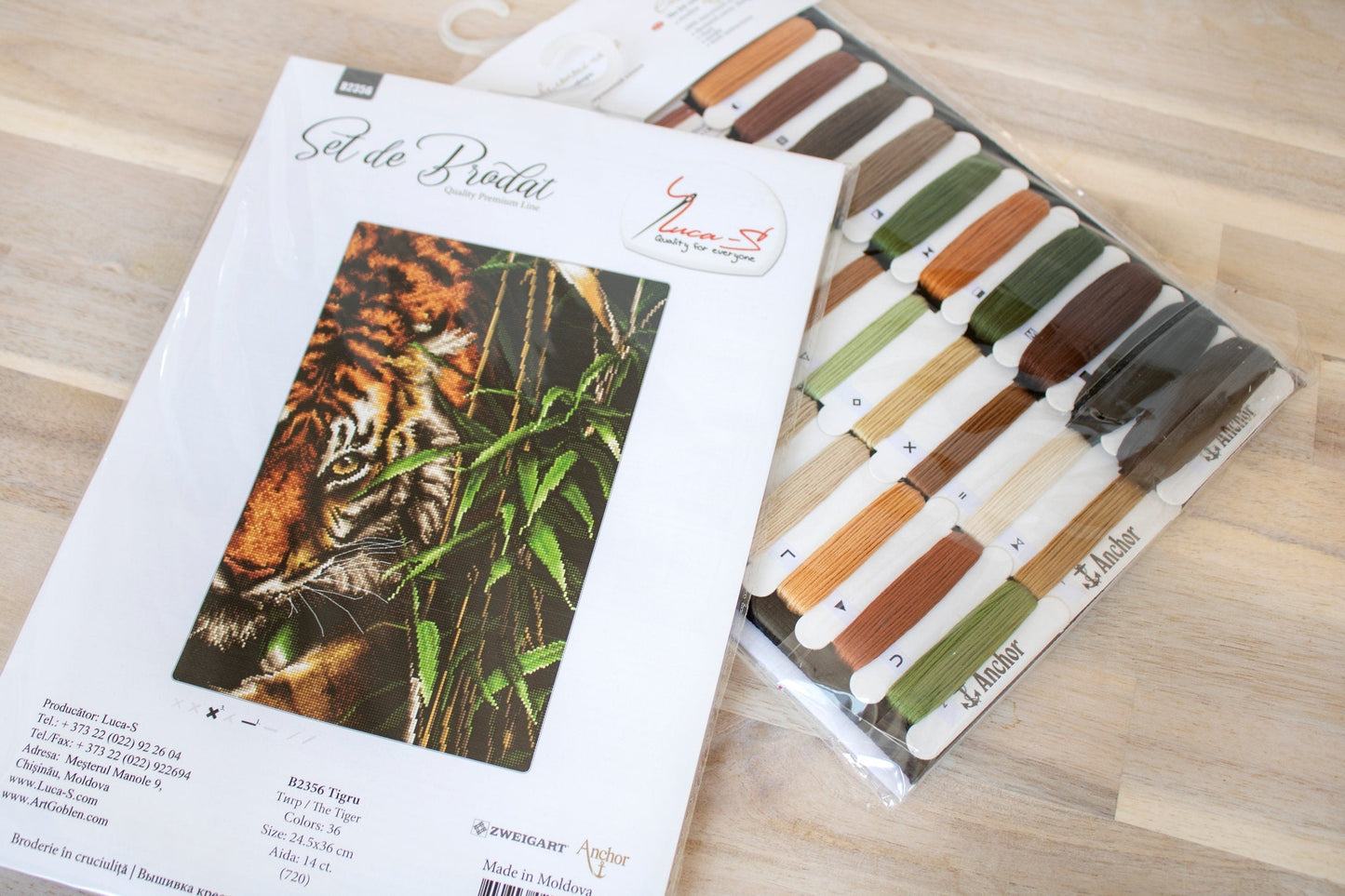 Cross Stitch Kit Luca-S - Tiger, B2356