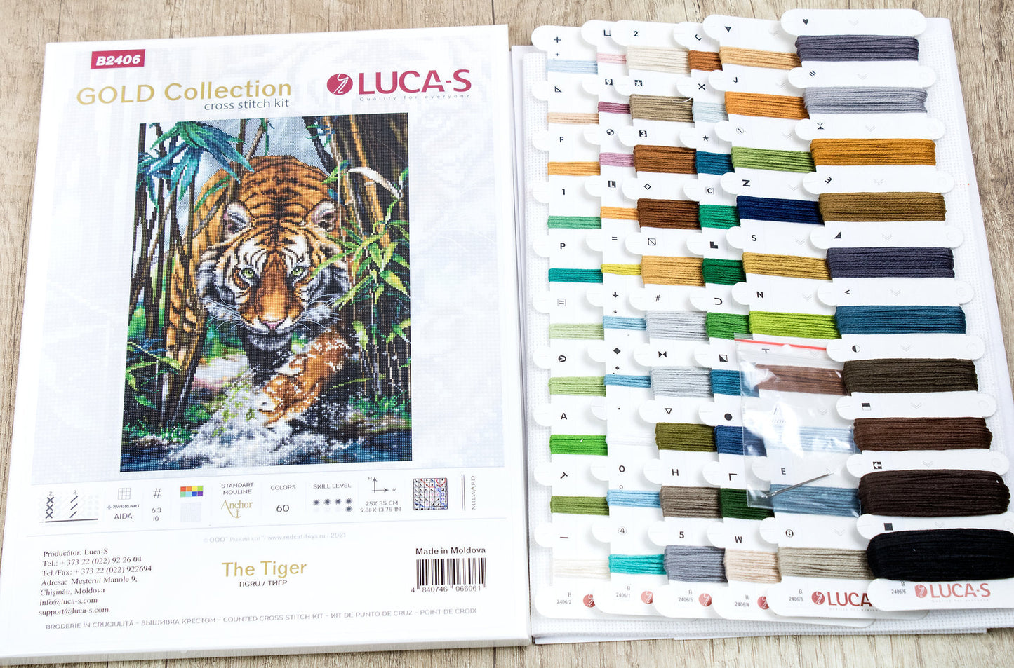 Cross Stitch Kit Luca-S Gold - The Tiger - HobbyJobby