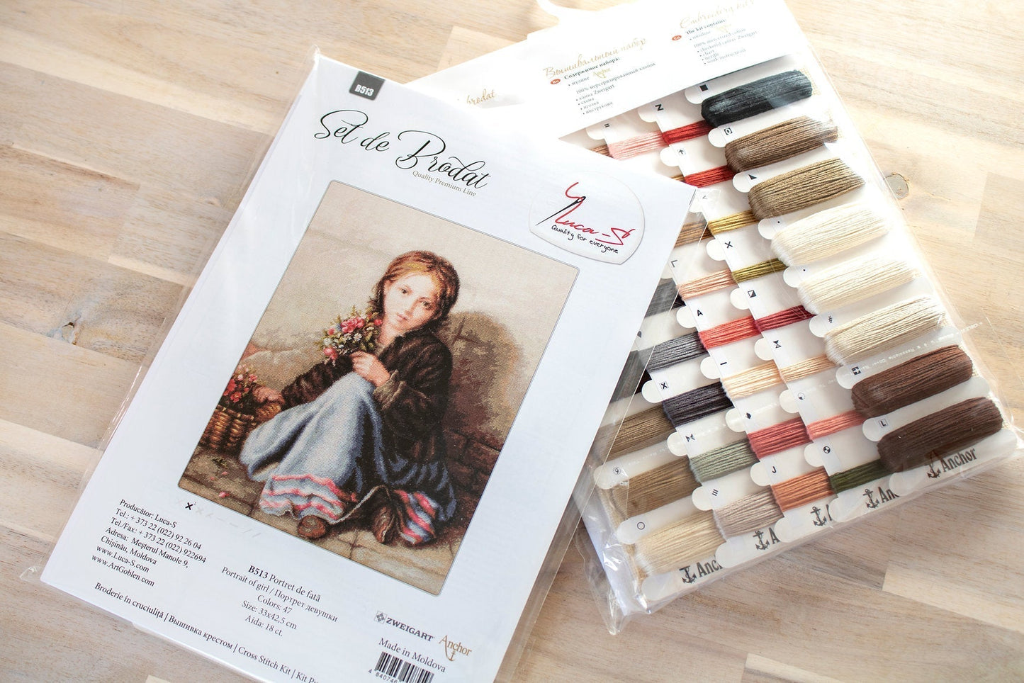 Cross Stitch Kit Luca-S - Girl Selling Flowers, B513
