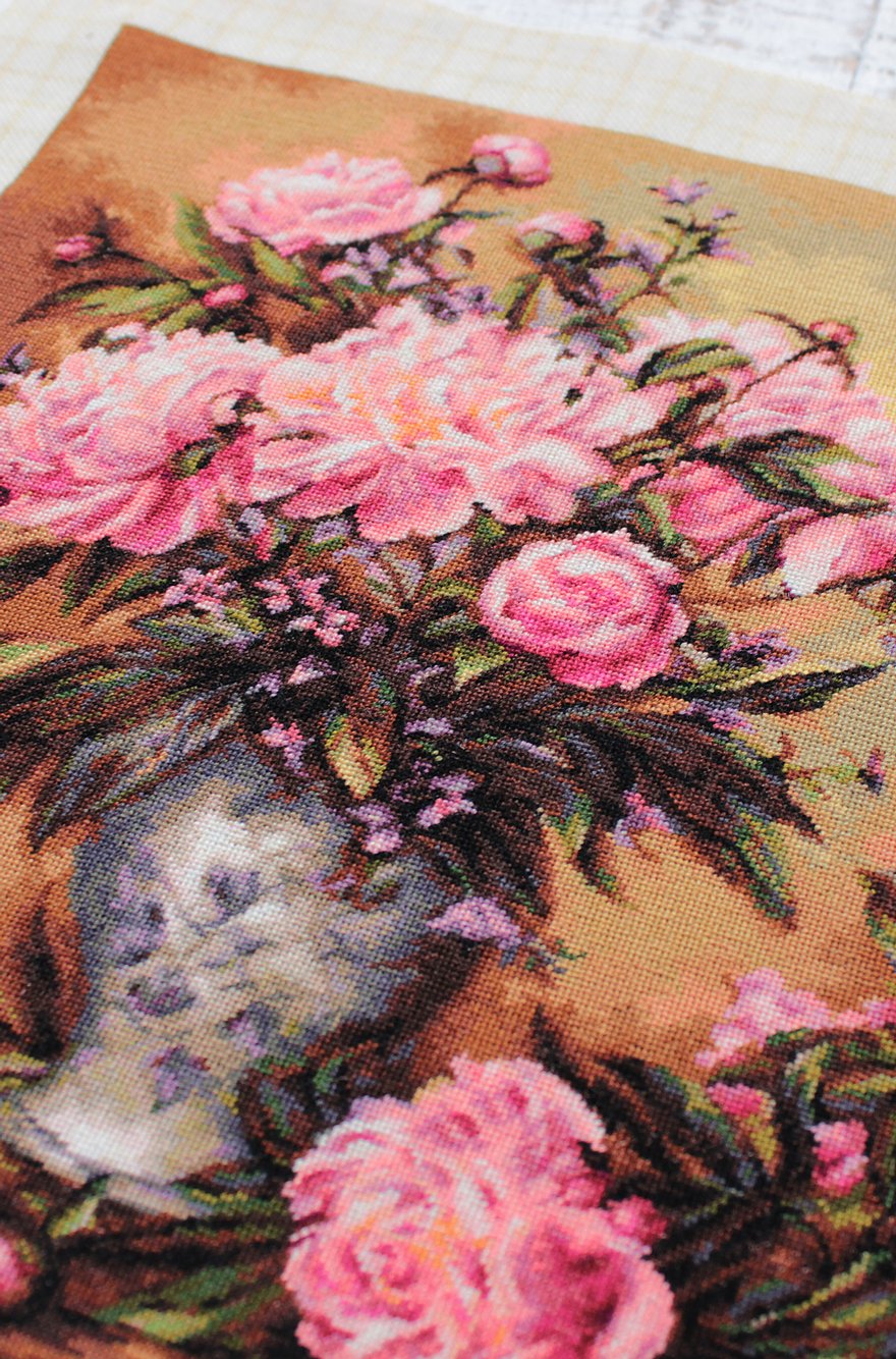 Cross Stitch Kit Luca-S - Peonies Vase, B543