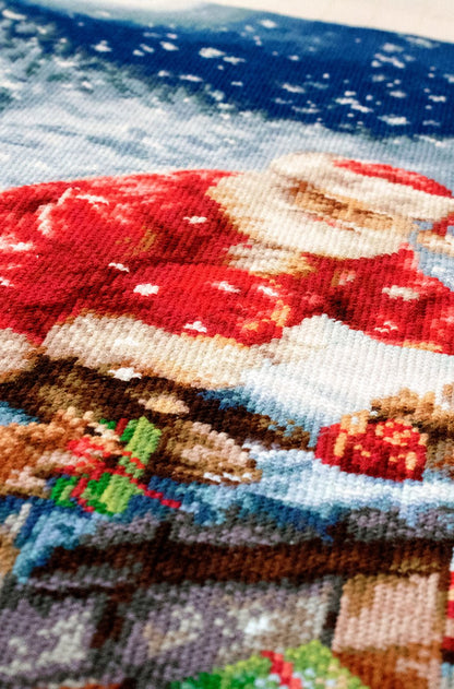 Cross Stitch Kit Luca-S - Santa Claus - Christmas Gifts, B577