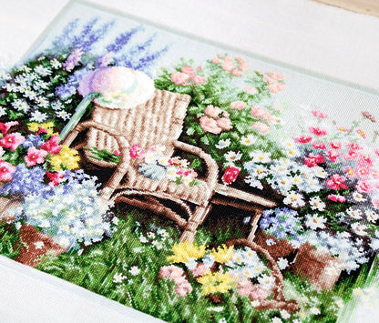 Cross Stitch Kit Luca-S - Blooming Garden, B2344