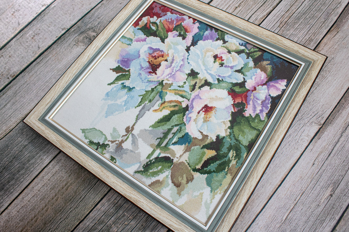 Cross Stitch Kit Luca-S - White Roses, B2400