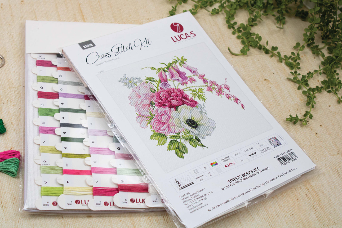 Cross Stitch Kit Luca-S - Spring Bouquet, B7018