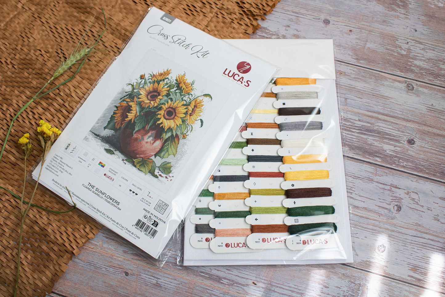 Cross Stitch Kit Luca-S - The Sunflowers, B7021