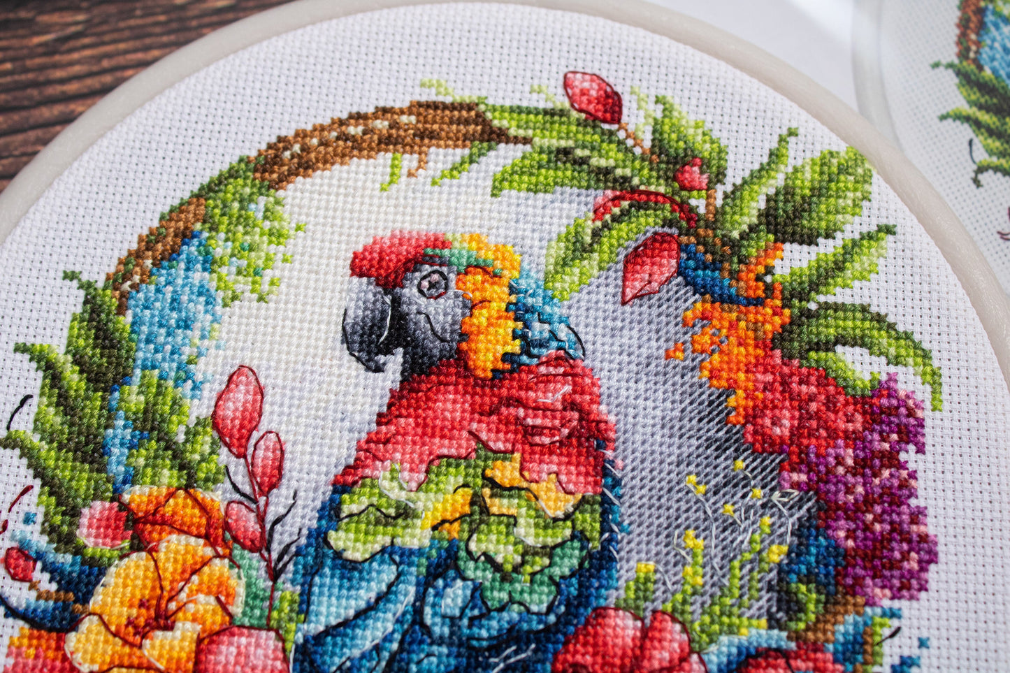 Cross Stitch Kit with Hoop Included Luca-S - The Tropical Parrot, BC201