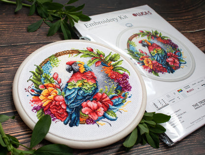 Cross Stitch Kit with Hoop Included Luca-S - The Tropical Parrot, BC201