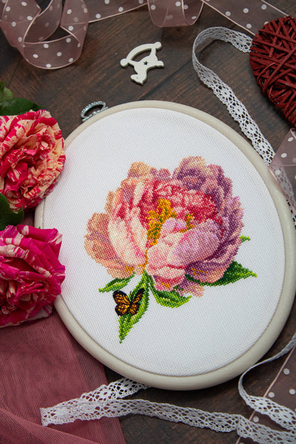 Cross Stitch Kit with Hoop Included Luca-S - ’’Rozella’’ Peony, BC206