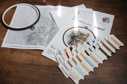 Cross Stitch Kit with Hoop Included Luca-S - The Bengal Cat, BC210