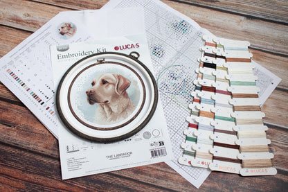 Cross Stitch Kit with Hoop Included Luca-S - The Labrador, BC211