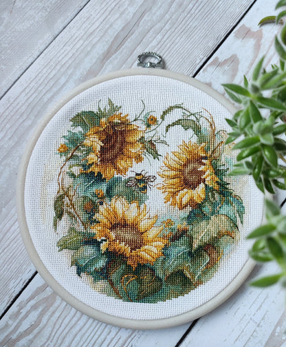Cross Stitch Kit with Hoop Included Luca-S - Sunflower, BC202